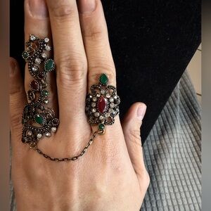 Elegant Multi-Color Chain Ring